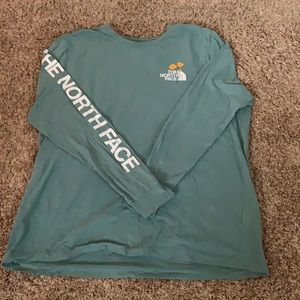 north face long sleeve tee!